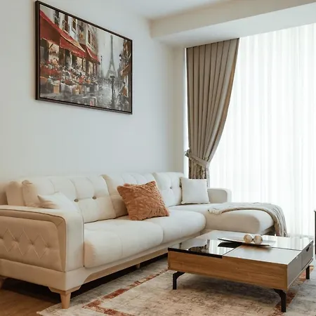 Luxury 1 Bedroom - Gym & Park. *
