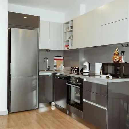 Luxury 1 Bedroom - Gym & Park. Istanbul